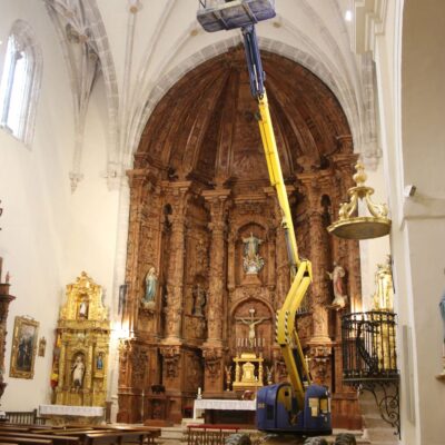 Trabajos de pintura de cúpula en la Iglesia de Illana